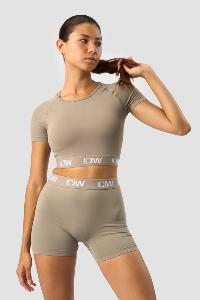 define seamless logo t-shirt crop top taupe