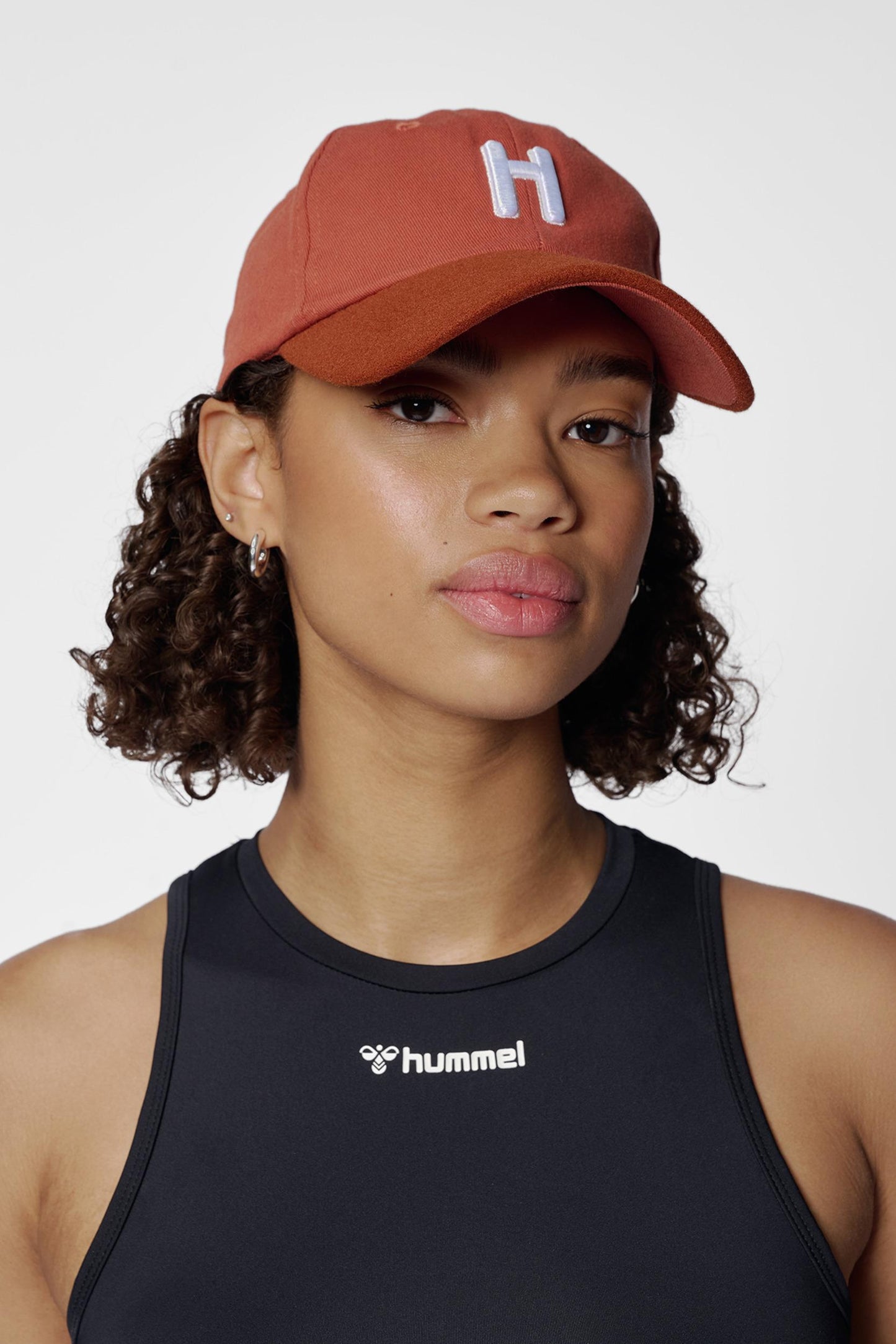 HUMMEL - Hmlbaseball Cap H - Bombay Brown