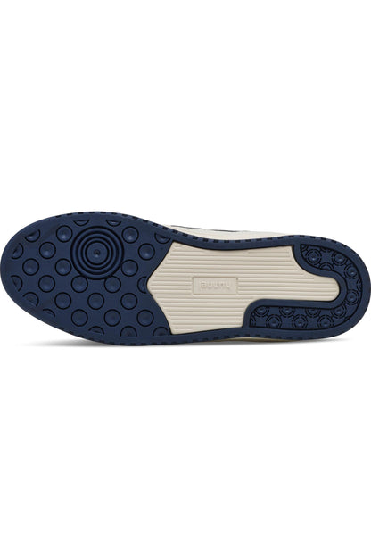 HUMMEL - St. Power Play Mid Rtm Shoes - White/navy