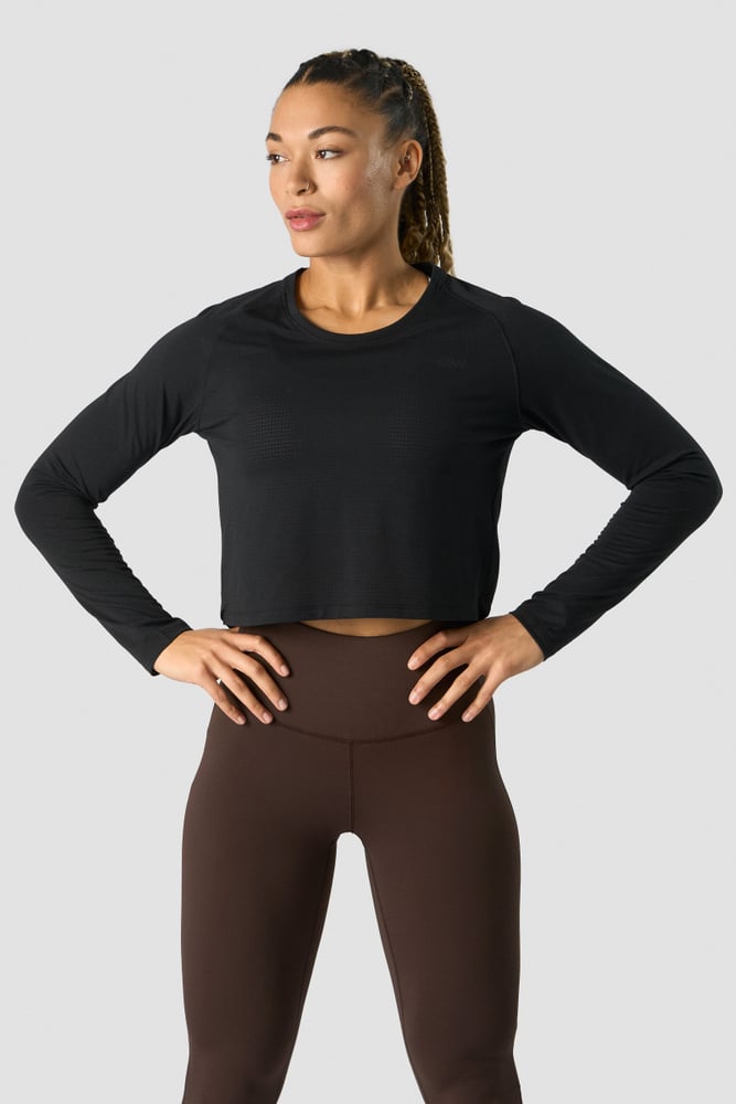 stride cropped long sleeve wmn black